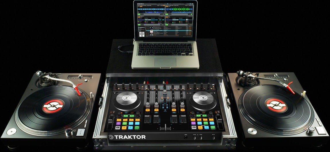 Equipamiento DJ Traktor S4